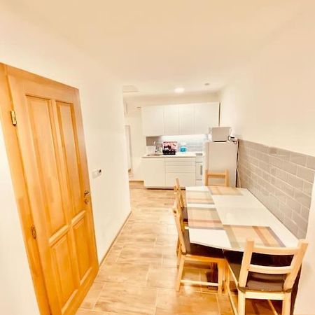 Lemon Premium Apartment Сегед Екстер'єр фото