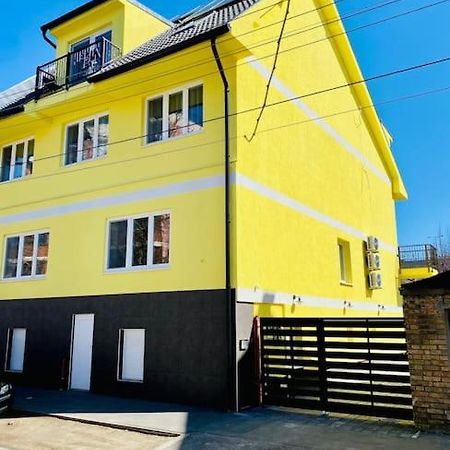 Lemon Premium Apartment Сегед Екстер'єр фото